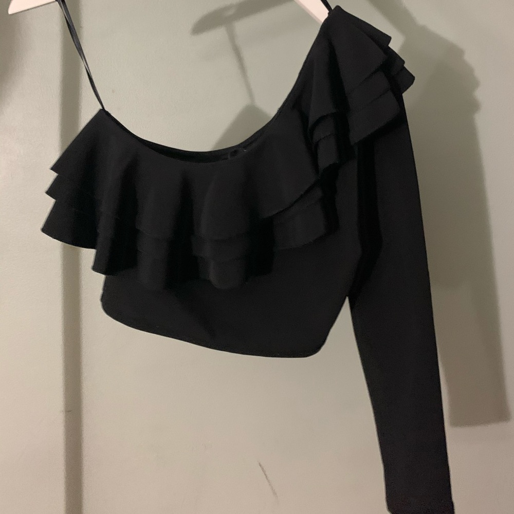 Zara One shoulder ruffle crop top
